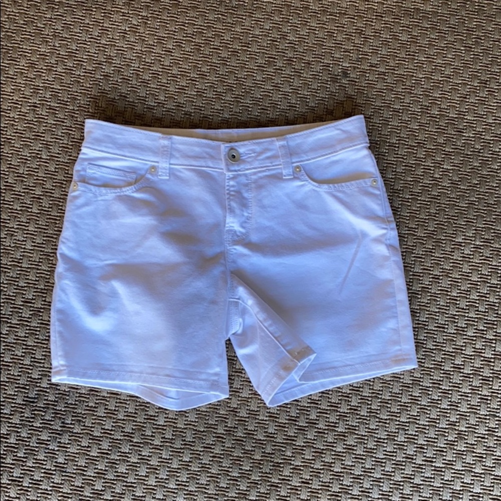 Stylus white Jean shorts